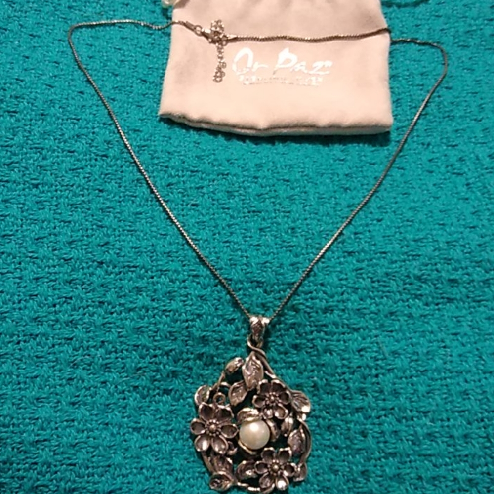 Necklace, part of 3 piece set.